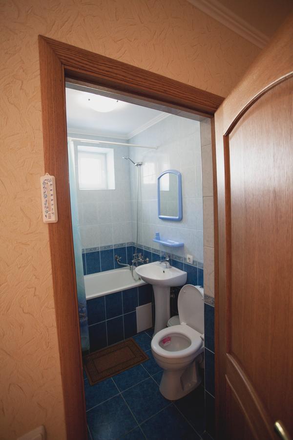Smerichka Hotell Poljana Exteriör bild