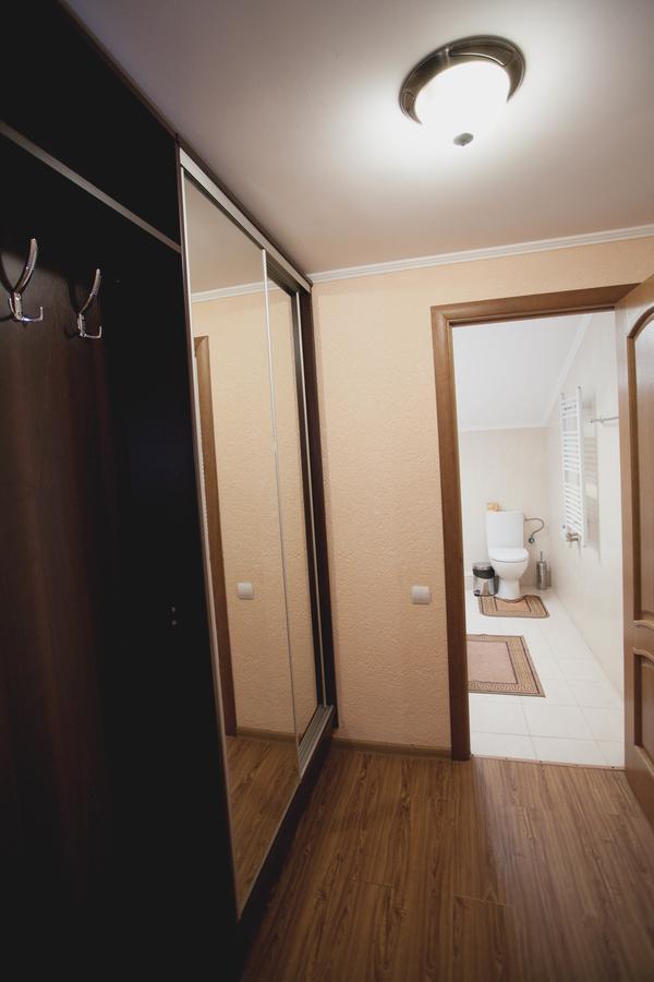 Smerichka Hotell Poljana Exteriör bild