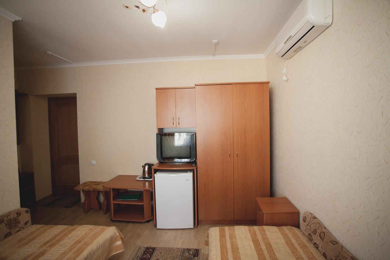 Smerichka Hotell Poljana Exteriör bild
